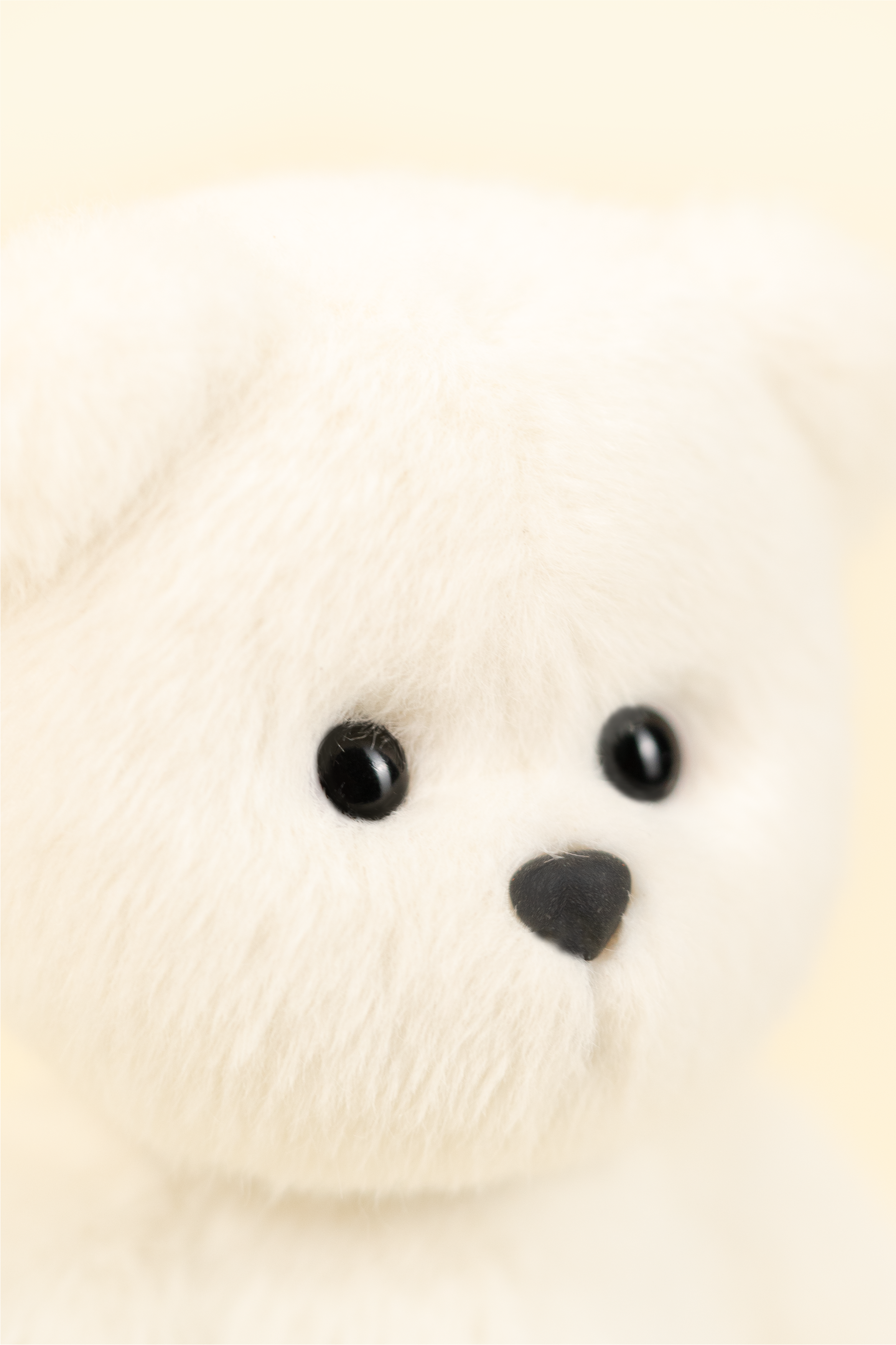 Lina Bear in White (15cm)