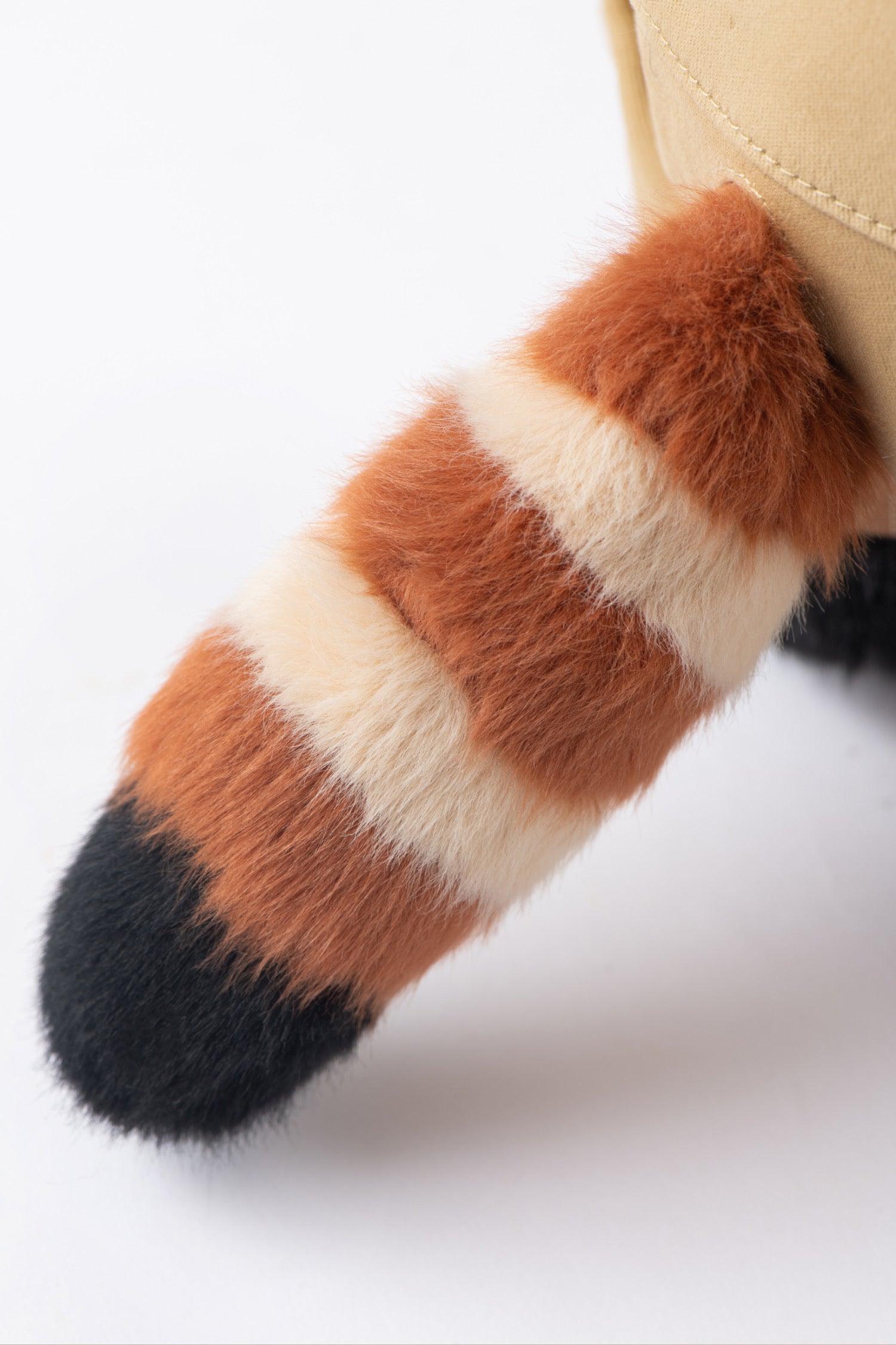 探検家スーツを着たレッサーパンダ(30cm)