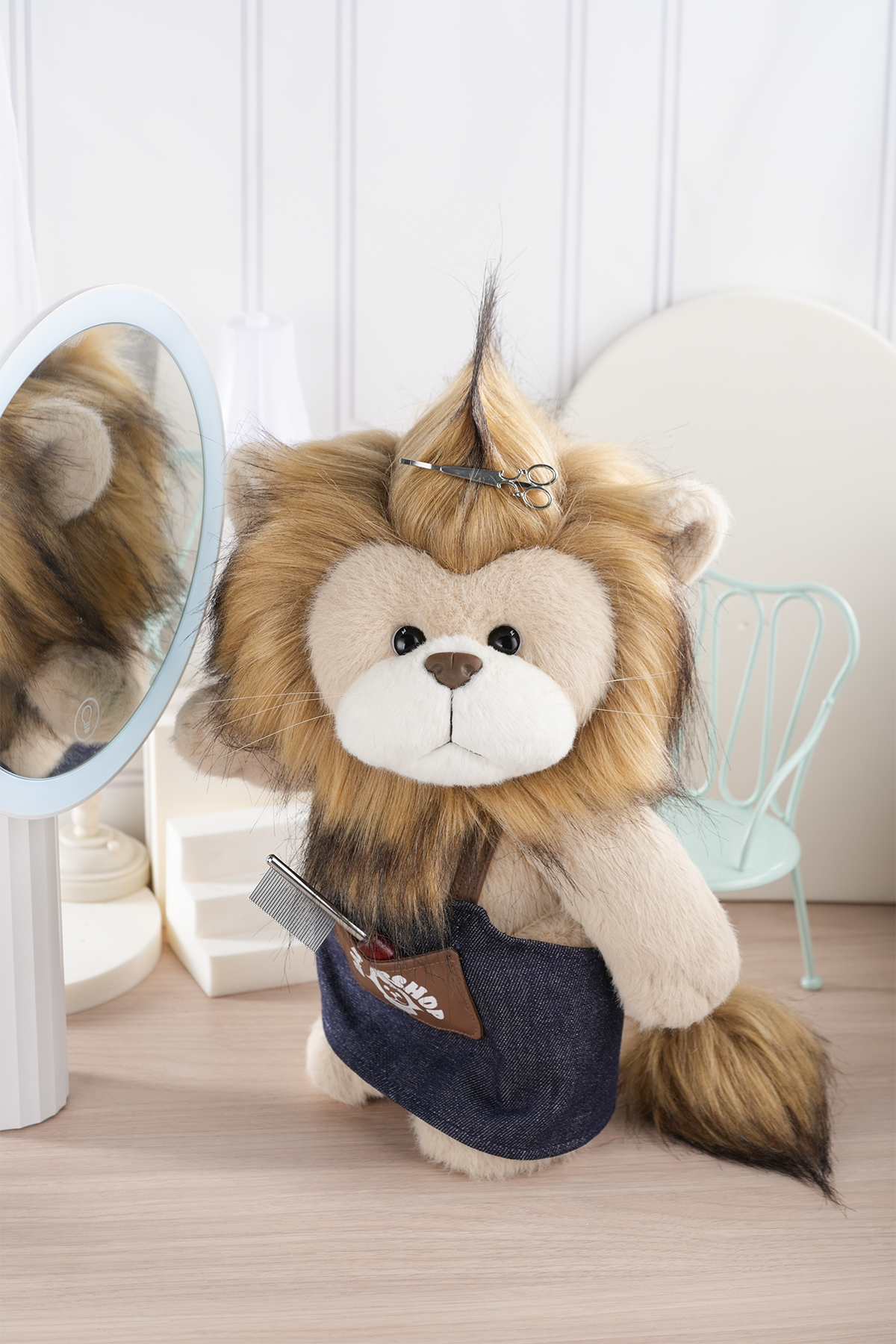 Lina Lion with Barber Suit (30CM)