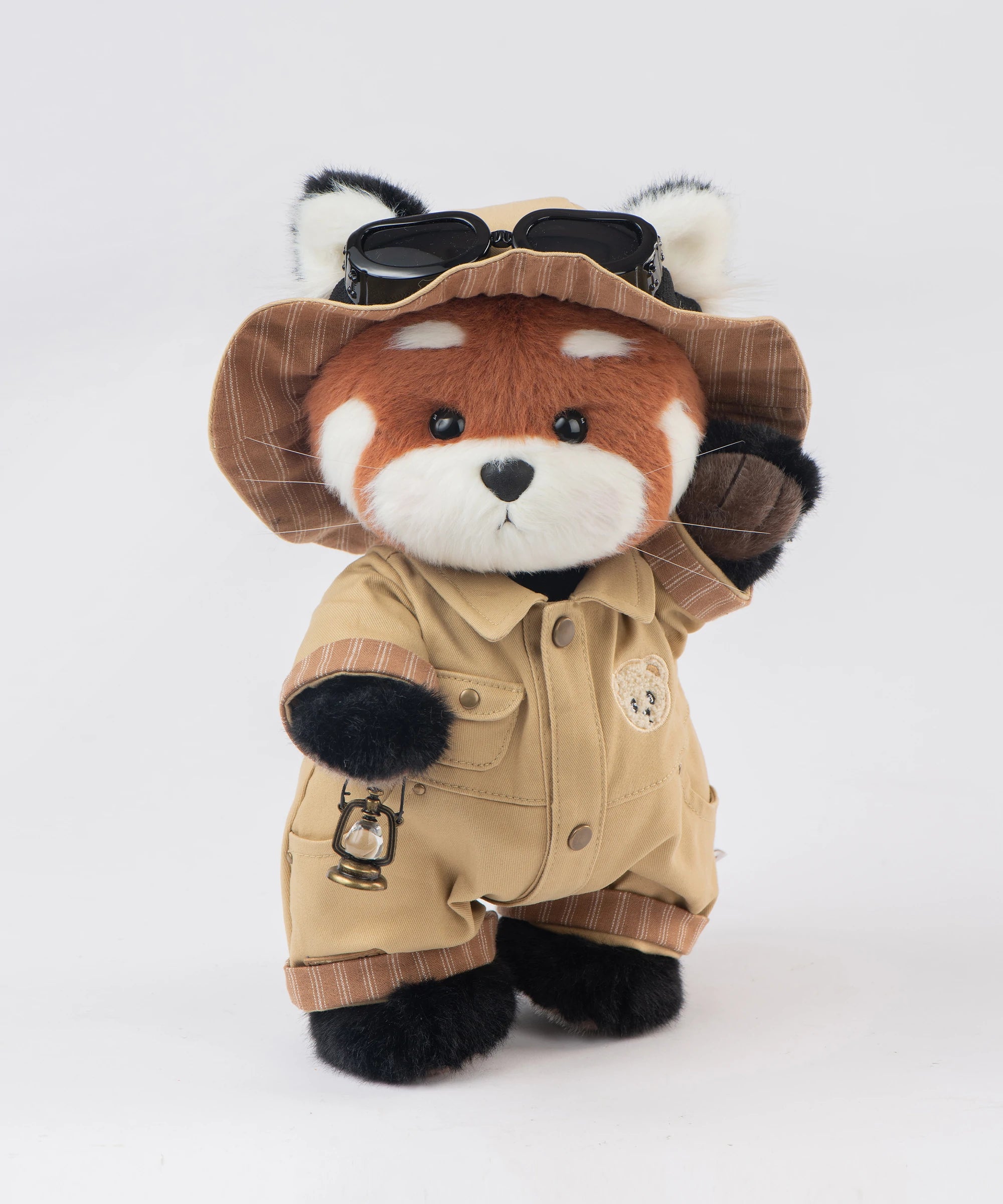 Lina Red Panda with Explorer Suit-M(30cm) – TeddyTales