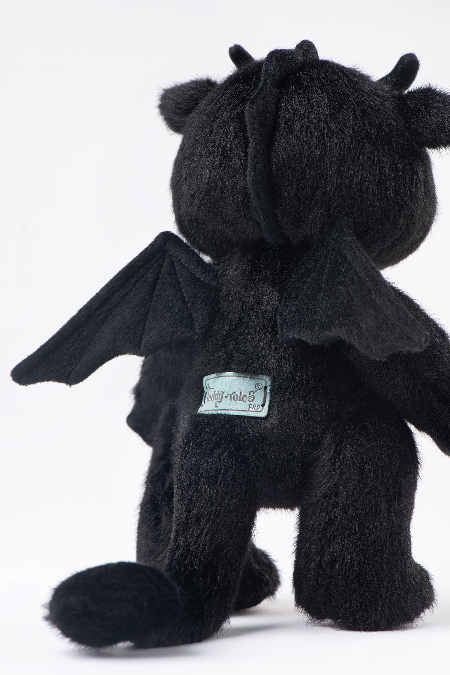 リナ・ドラゴン イン ブラック(20cm)