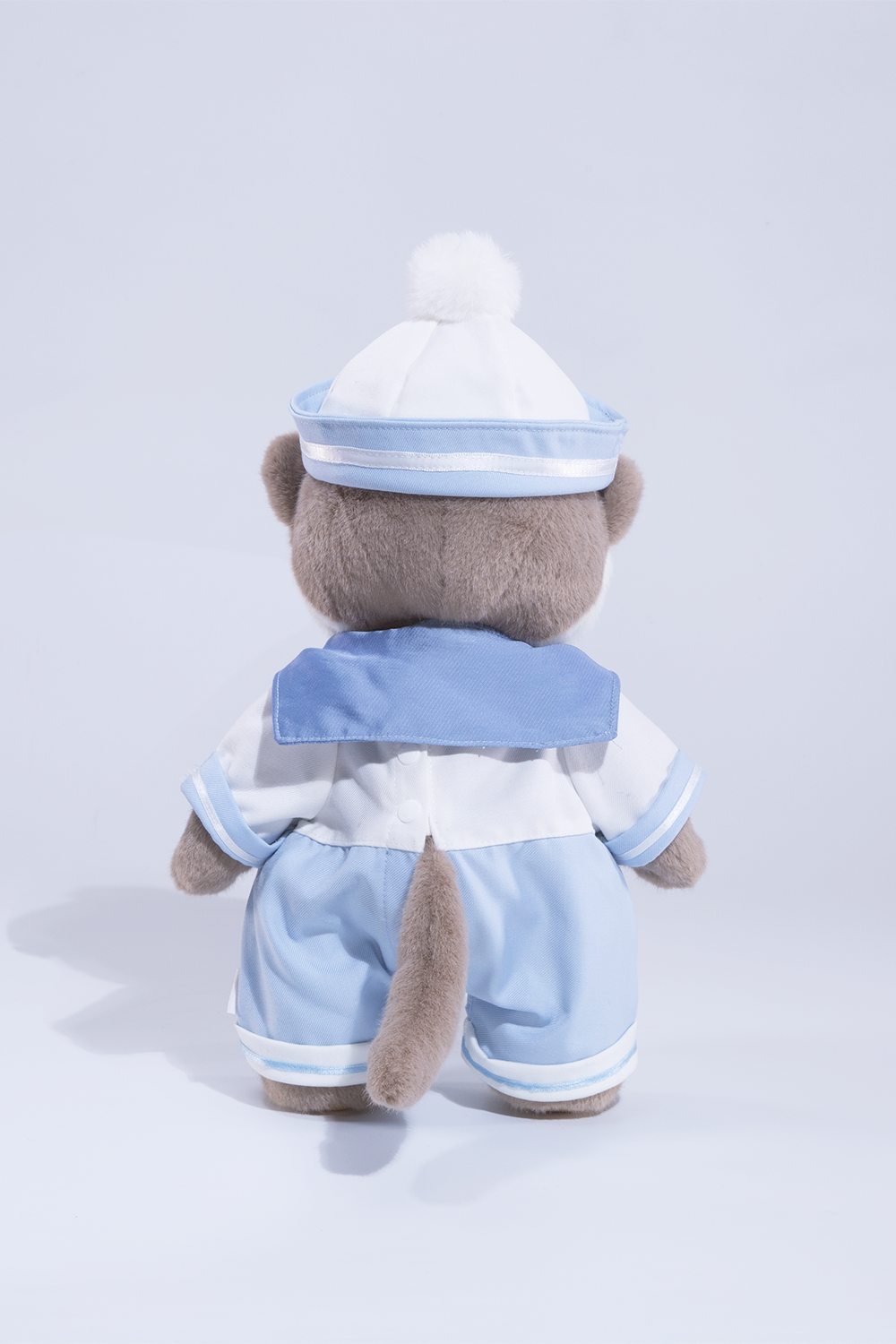 Lina Otter Oskar with Outfit (30cm)