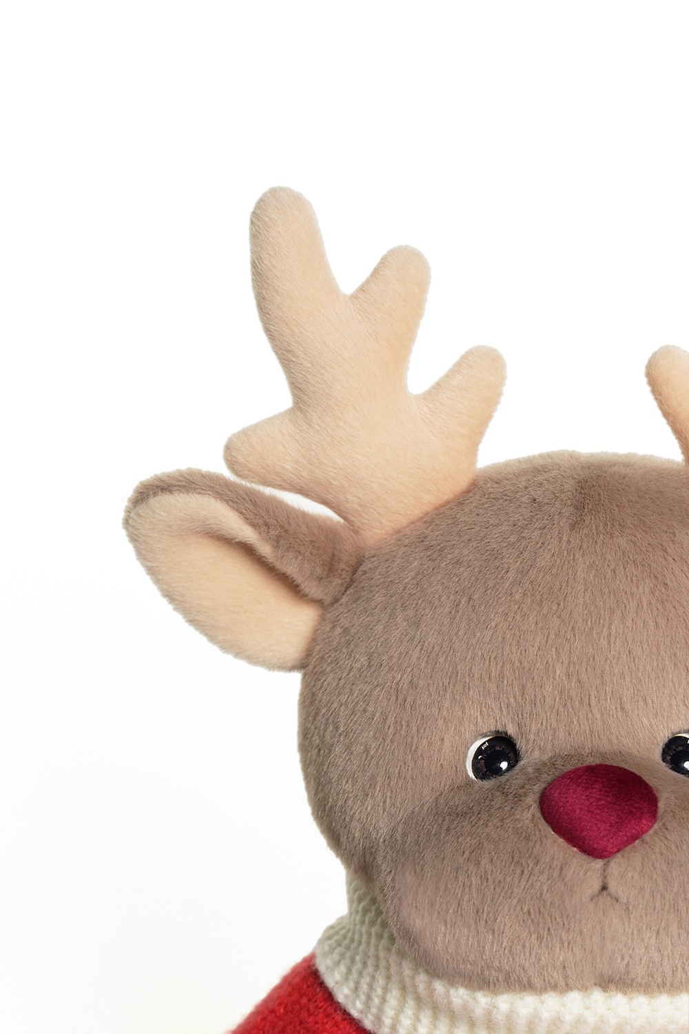 Lina Reindeer with Christmas Outfit (30cm)